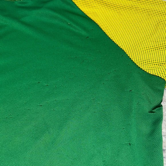 Brazil Soccer Jersey Men’s Medium Yellow Green Futbol Shirt Panna Brazil Crest - Picture 6 of 6